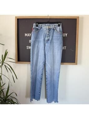 Bongo Vintage Jeans Womens size 7, 28x27 High Rise Raw Hem Straight Leg Blue Den